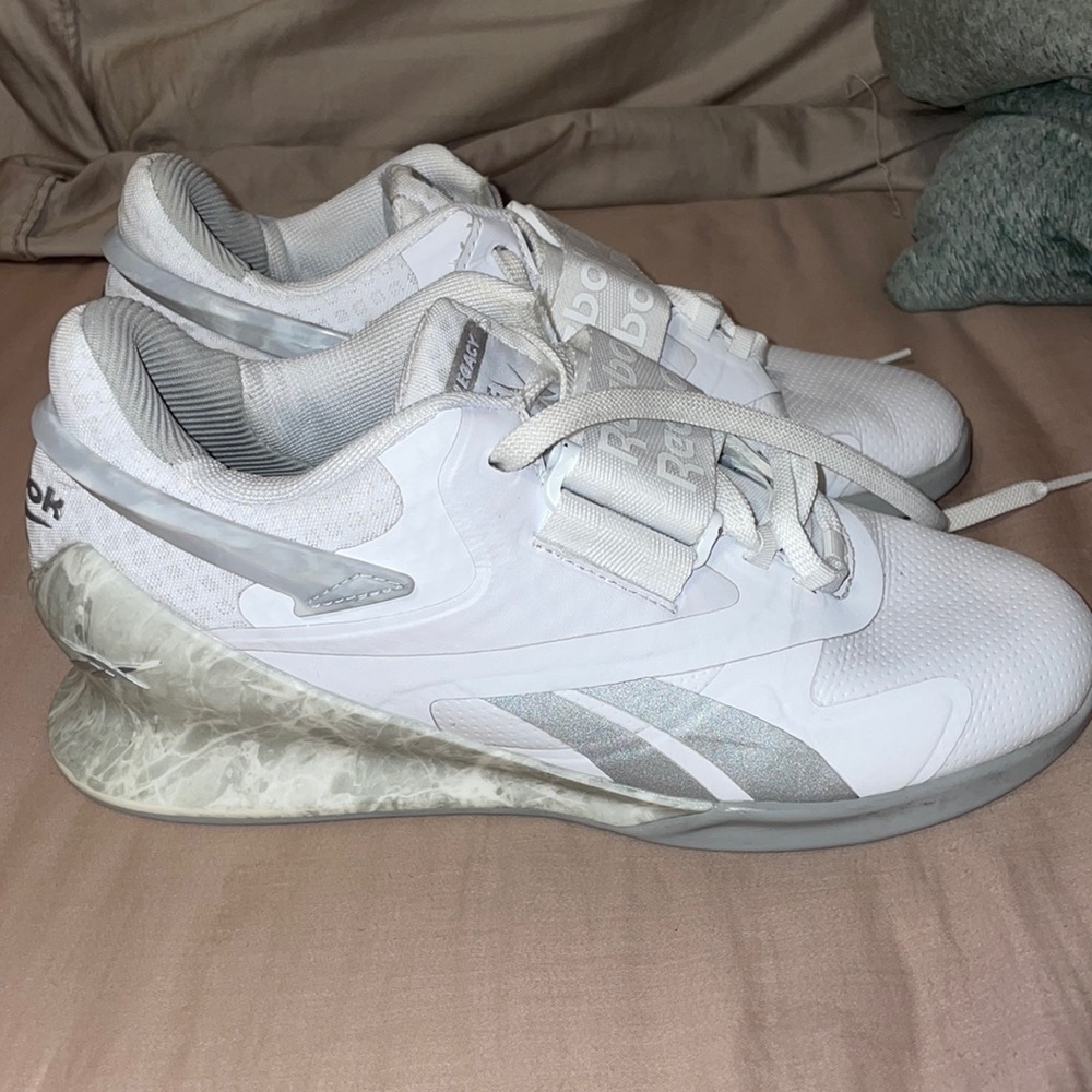 Reebok legacy lifters Size 6.5M/8W
